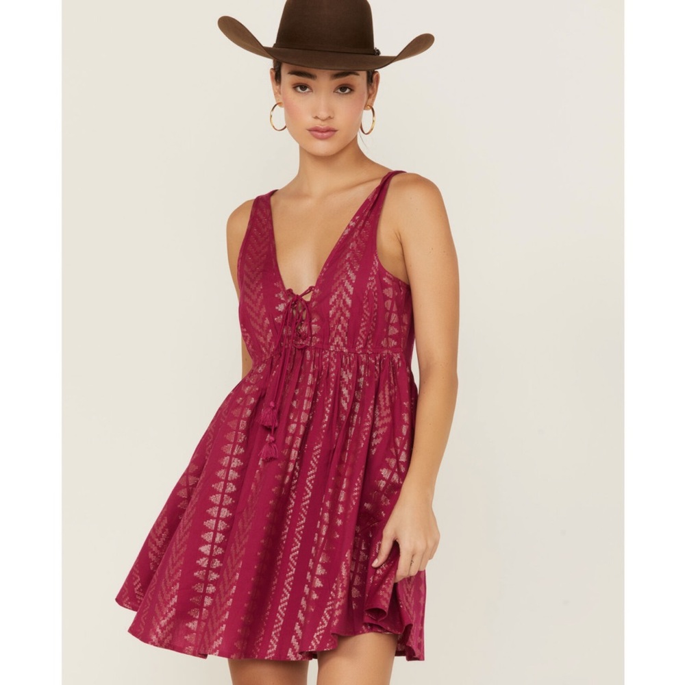 Shayanne Women’s Sleeveless Geo Print Tassel Dress